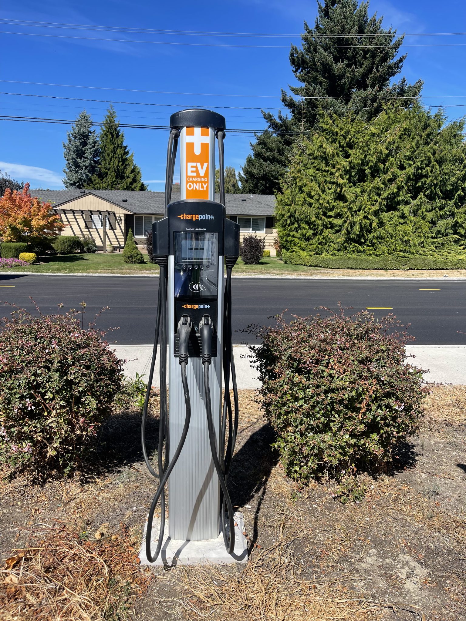 commercial-multifamily-ev-chargers-in-washington-ev-support